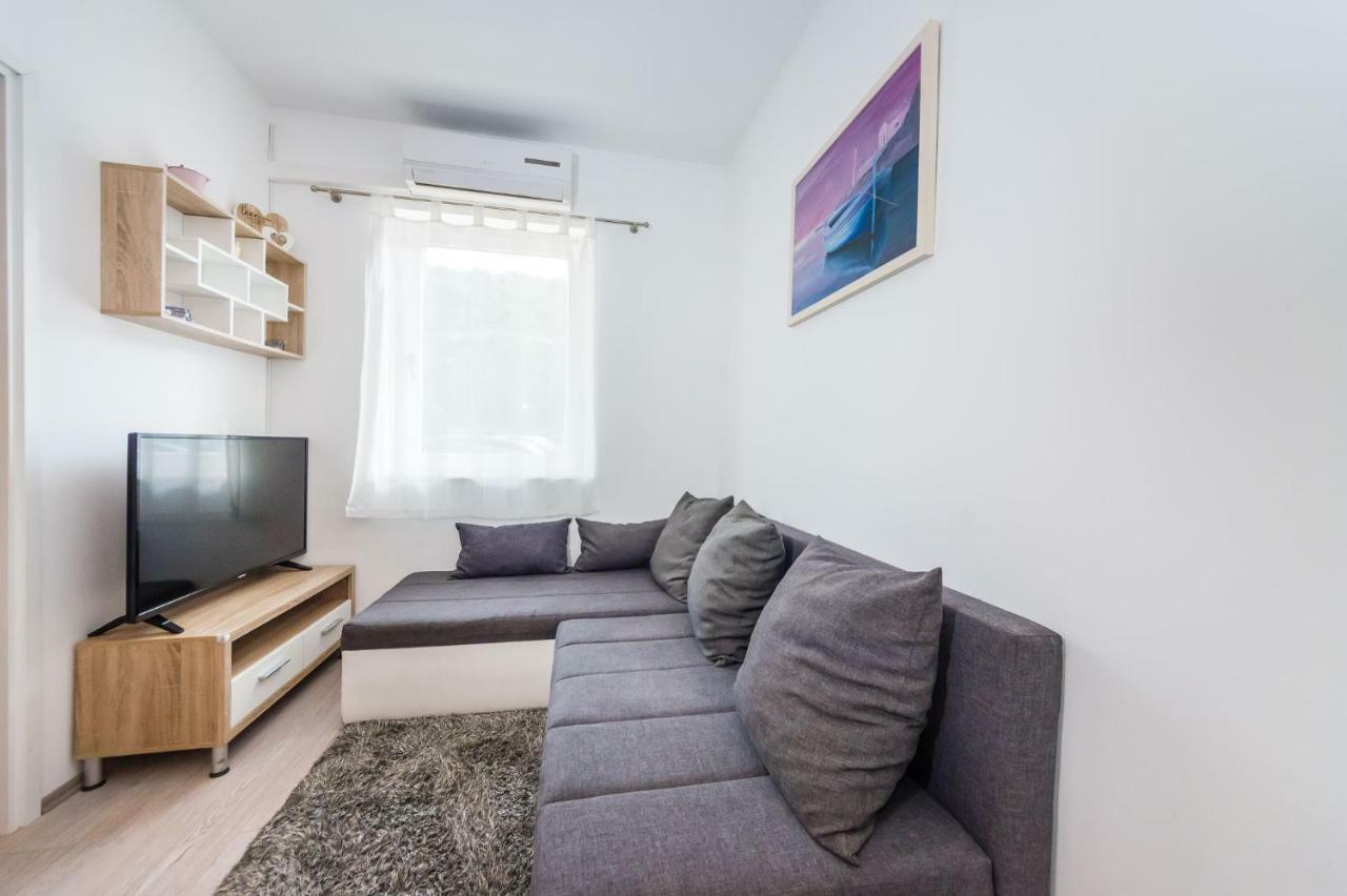 Apartman Nino Novigrad  Екстер'єр фото